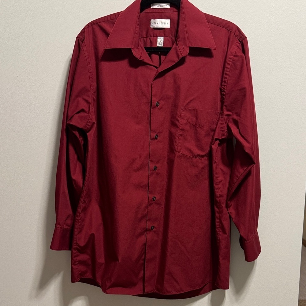 Men's Burgundy Button-Up Shirt Van Heusen
